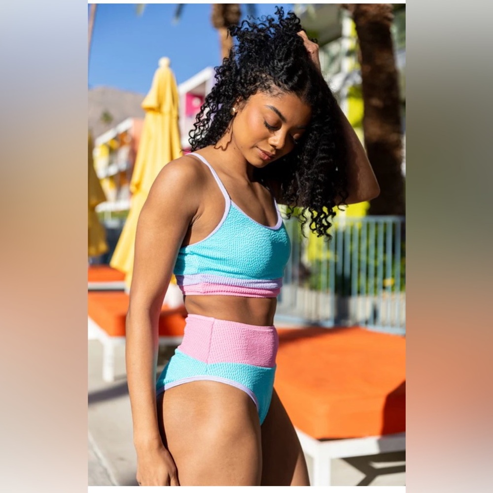 Pink Lily Aqua & Pink Ribbed High-Waist Bikini - Picture 2 of 2